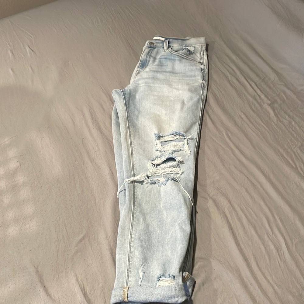 Eunina size 5 high rise boyfriend fit jeans!